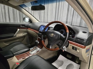 Седан Toyota Premio 2003 года, 630000 рублей, Красноярск