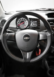 Хетчбэк Chevrolet Spark 2013 года, 640000 рублей, Орёл