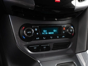 Хетчбэк Ford Focus 2012 года, 1199000 рублей, Тюмень