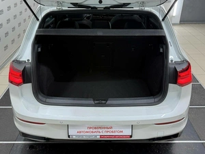 Хетчбэк Volkswagen Golf 2021 года, 2790000 рублей, Красноярск