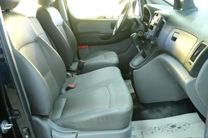 Минивэн Hyundai Grand Starex 2011 года, 1649000 рублей, Омск
