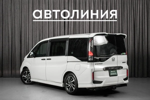 Минивэн Honda Stepwgn Spada 2015 года, 2150000 рублей, Красноярск