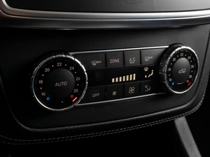 Внедорожник Mercedes-benz M-класс 2015 года, 2599000 рублей, Тюмень