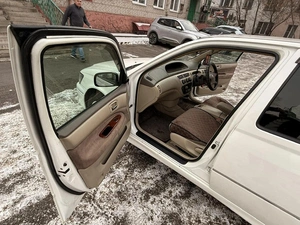 Седан Toyota Vista 2001 года, 600000 рублей, Абакан