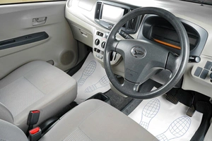 Хетчбэк Daihatsu Mira e:S 2015 года, 749000 рублей, Тюмень