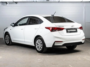 Седан Hyundai Solaris 2017 года, 1355000 рублей, Ставрополь