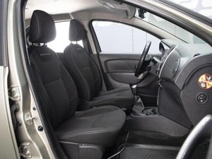 Седан Renault Logan 2021 года, 1050000 рублей, Омск