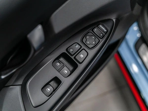 Хетчбэк Hyundai Veloster 2020 года, 3100000 рублей, Красноярск