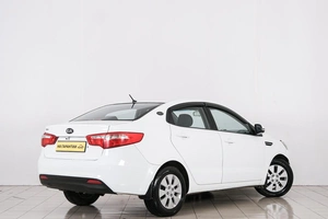 Седан Kia Rio 2012 года, 849000 рублей, Красноярск