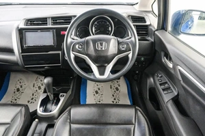 Хетчбэк Honda Fit 2015 года, 999000 рублей, Красноярск