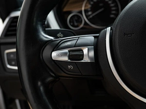 Седан BMW 3 серия 2018 года, 3200000 рублей, Краснодар