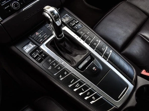 Внедорожник Porsche Macan S 2015 года, 2675000 рублей, Краснодар