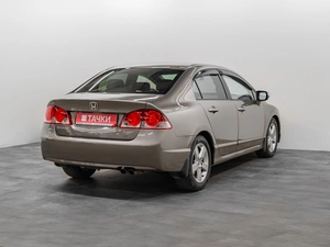 Седан Honda Civic 2007 года, 830000 рублей, Красноярск
