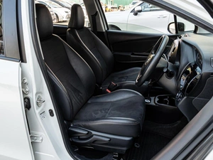 Хетчбэк Toyota Vitz 2019 года, 998000 рублей, Краснодар