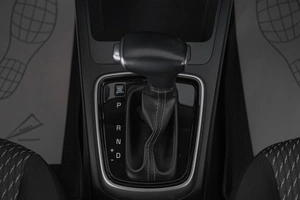 Хетчбэк Kia Rio X-Line 2019 года, 1449000 рублей, Кемерово