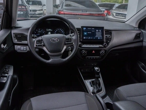 Седан Hyundai Solaris 2021 года, 1699000 рублей, Волгоград