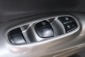 Внедорожник Nissan Juke 2012 года, 999000 рублей, Омск