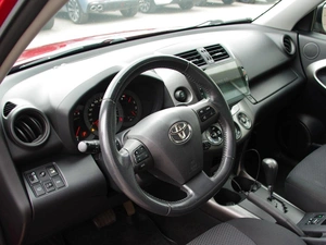 Внедорожник Toyota RAV4 2011 года, 1610000 рублей, Владимир