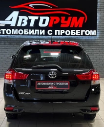 Универсал Toyota Corolla Fielder 2015 года, 1047000 рублей, Красноярск