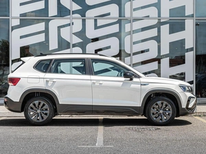 Внедорожник Volkswagen Taos 2021 года, 2150000 рублей, Краснодар