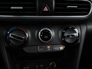 Внедорожник Hyundai Kona 2018 года, 1827046 рублей, Москва