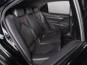 Седан Toyota Camry 2021 года, 3410000 рублей, Красный Пахарь