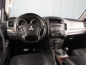 Внедорожник Mitsubishi Pajero 2008 года, 1430000 рублей, Омск