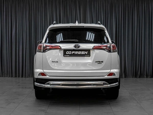 Внедорожник Toyota RAV4 2018 года, 2419000 рублей, Тюмень