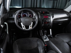 Внедорожник Kia Sorento 2011 года, 1810000 рублей, Волгоград