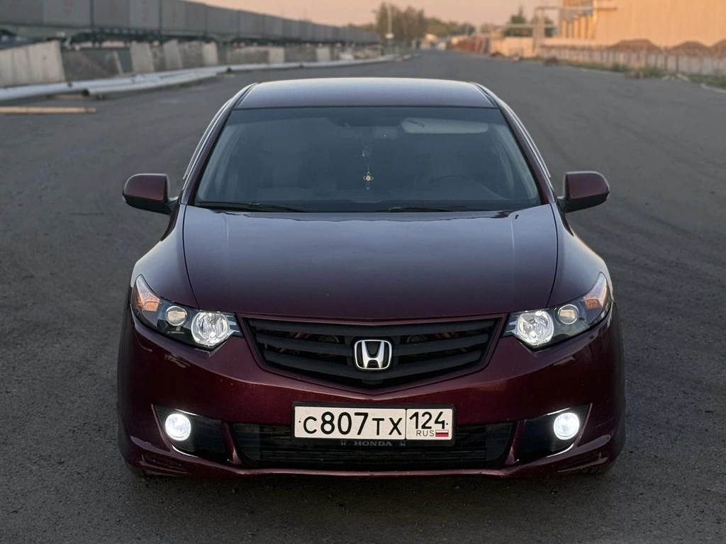 Седан Honda Accord 2008 года, 1050000 рублей, Красноярск