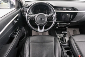 Седан Kia Rio 2020 года, 1809000 рублей, Красноярск