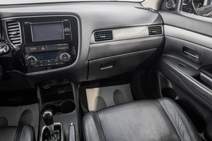 Внедорожник Mitsubishi Outlander 2013 года, 1899000 рублей, Барнаул