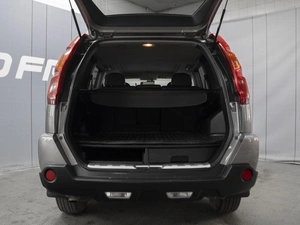 Внедорожник Nissan X-Trail 2008 года, 960000 рублей, Омск