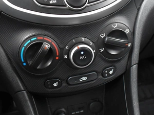 Седан Hyundai Solaris 2012 года, 730000 рублей, Краснодар