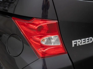 Минивэн Honda Freed 2009 года, 620000 рублей, Красноярск