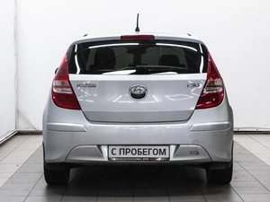 Хетчбэк Hyundai i30 2011 года, 850000 рублей, Красноярск