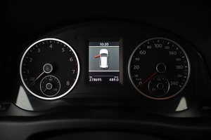 Внедорожник Volkswagen Tiguan 2012 года, 1150000 рублей, Обнинск