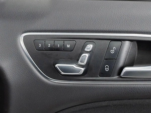 Хетчбэк Mercedes-benz B-класс 2017 года, 1649000 рублей, Тюмень