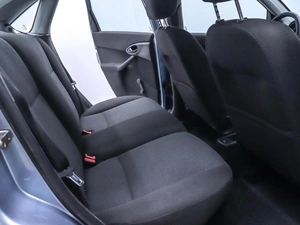 Седан Ford Focus 2004 года, 370000 рублей, Красноярск