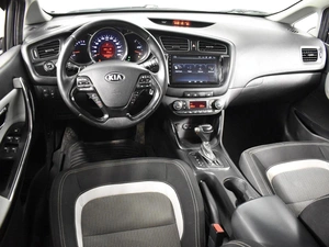Хетчбэк Kia Ceed 2013 года, 849900 рублей, Казань