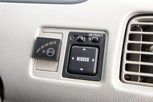 Минивэн Toyota Nadia 2001 года, 659000 рублей, Барнаул