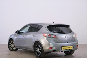 Хетчбэк Mazda 3 2012 года, 799000 рублей, Омск