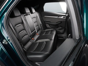 Седан Geely Preface 2023 года, 2425000 рублей, Красный Пахарь
