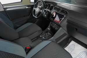 Внедорожник Volkswagen Tiguan 2019 года, 2869000 рублей, Тюмень