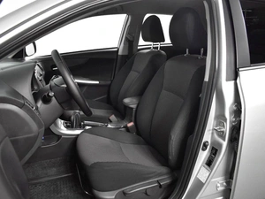 Седан Toyota Corolla 2013 года, 879900 рублей, Казань