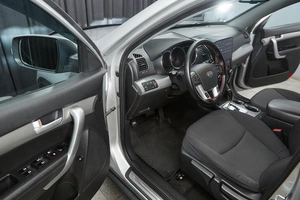 Внедорожник Kia Sorento 2012 года, 1650000 рублей, Красноярск
