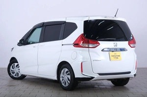 Минивэн Honda Freed 2019 года, 1689000 рублей, Омск