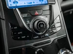 Седан Hyundai Grandeur 2013 года, 1680000 рублей, Красноярск