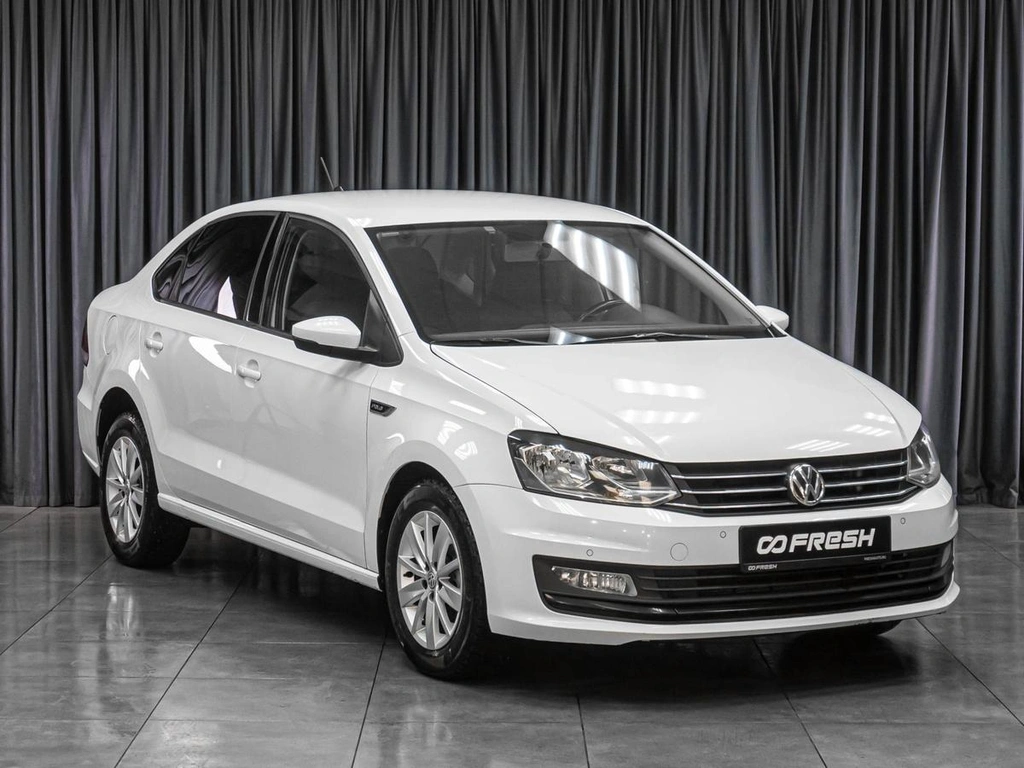 Седан Volkswagen Polo 2020 года, 1349000 рублей, Тюмень