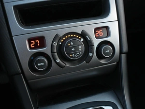Хетчбэк Peugeot 308 2008 года, 589000 рублей, Кирилловка